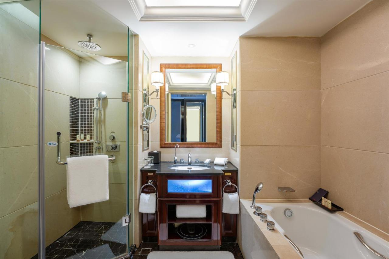 שיג'יאז'ואנג Yun-Zen Jinling World Trade Plaza Hotel מראה חיצוני תמונה